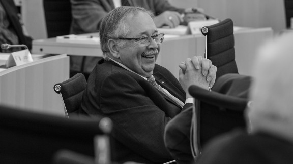 Trauer um Norbert Kartmann