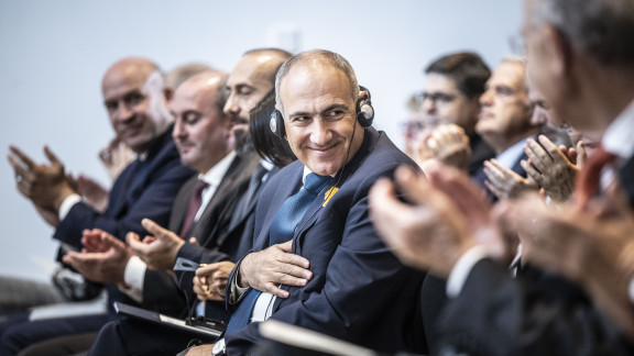 Hessischer Friedenspreis für armenischen Premierminister