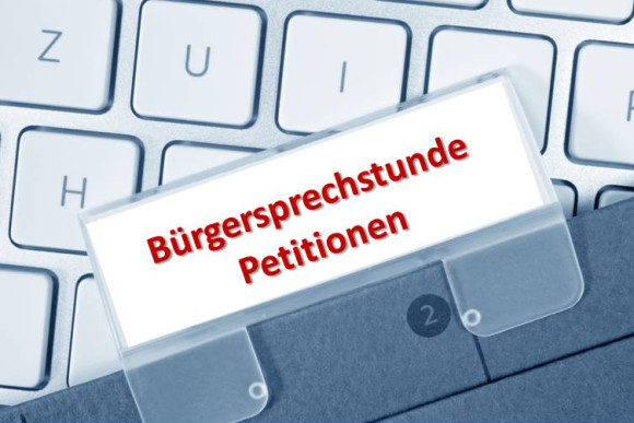 Bürgersprechstunde Petitionen Tastatur mit Aktenreiter Bürgersprechstunde