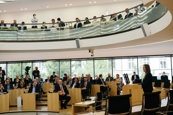 Der Plenarsaal des hessischen Landtags bei der Ministerpräsidentenwahl.