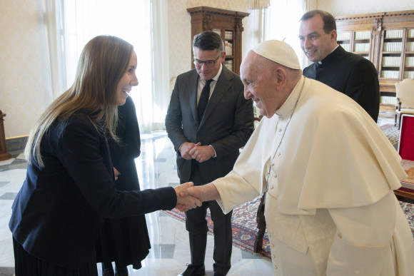Landtagspräsidentin Astrid Wallmann trifft Papst Franziskus 