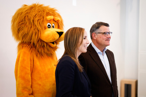 Leo mit Astrid Wallmann und Boris Rhein