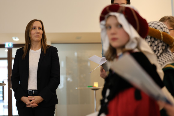 Landtagspräsidentin und Sternsinger
