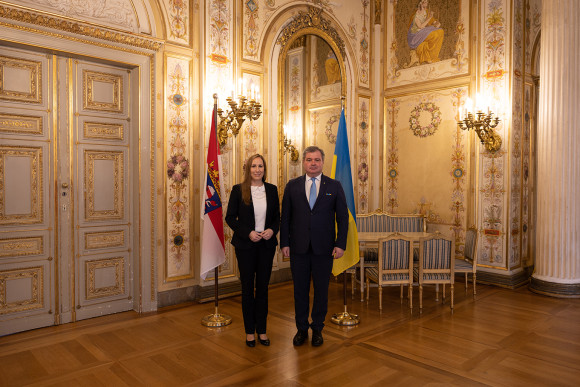 Landtagspräsidentin und Generalkonsul der Ukraine