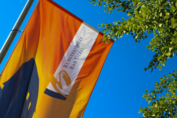 Burgfestspiele Bad Vilbel Fahne