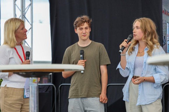 Schüler auf der Bühne