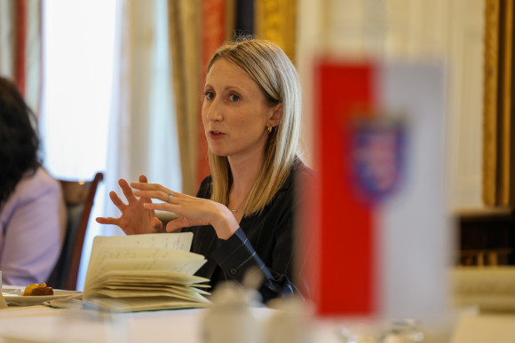 Generalkonsulin Irland Gespräch Gast