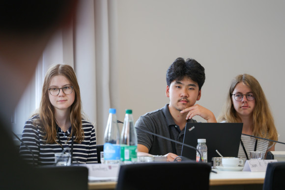 dialogveranstaltung_sv_29-06-2025_bh-6.jpg Drei Teilnehmende