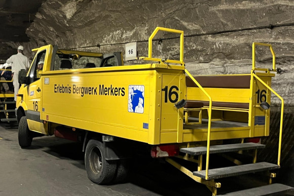 Fahrzeug im Bergwerk