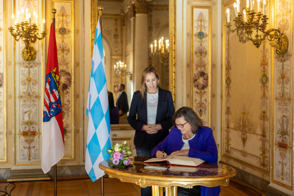Ilse Aigner Gästebucheintrag Ilse Aigner Gästebucheintrag