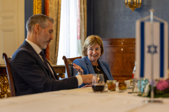 Solidarität mit Israel Lador-Fresher Solidarität mit Israel Lador-Fresher