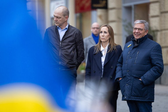 Vier Jahre Krieg gegen die Ukraine Solidaritätskundgebung Obermair Wallmann Mende