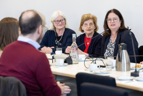 Holocaust-Überlebende im Gespräch