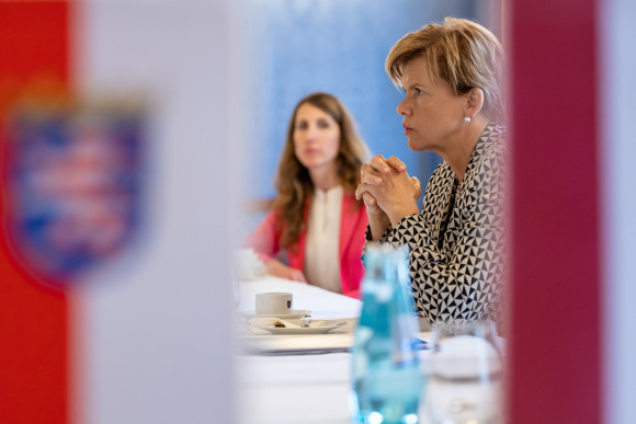 Außenministerin Lettlands Baiba Braže zu Besuch in Hessen