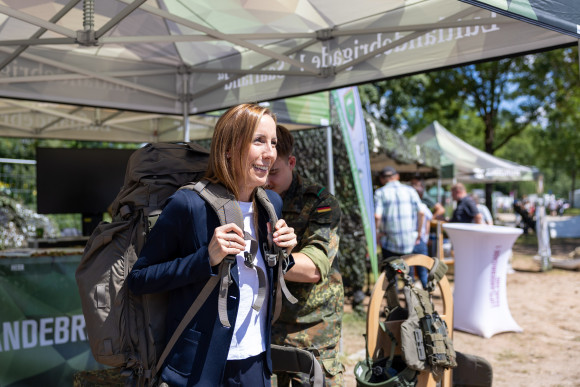 Hessentag 2026 Astrid Wallmann bei der Bundeswehr