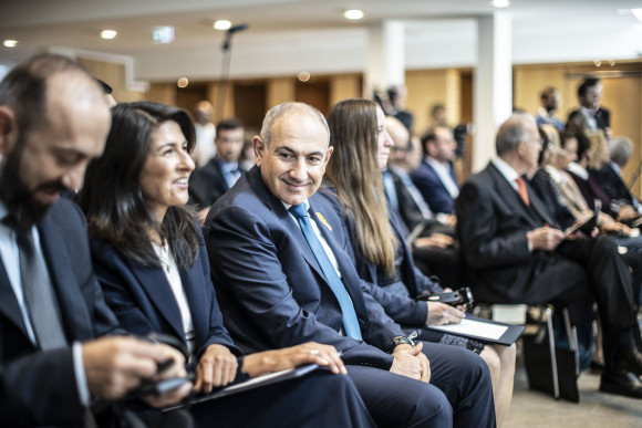Hessischer Friedenspreis für armenischen Premierminister