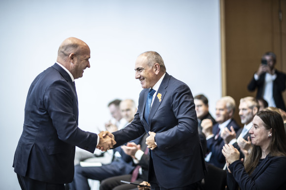 Hessischer Friedenspreis für armenischen Premierminister