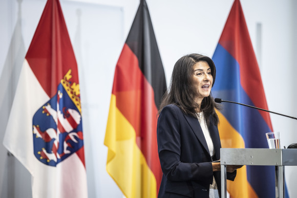Hessischer Friedenspreis für armenischen Premierminister