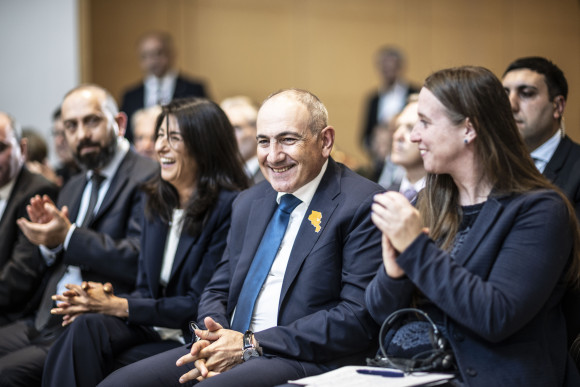Hessischer Friedenspreis für armenischen Premierminister