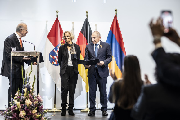 Hessischer Friedenspreis für armenischen Premierminister