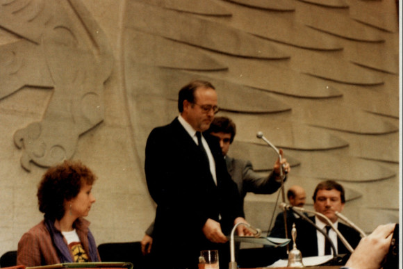 Frank Lortz als Schriftführer bei der konstituierenden Sitzung der 10. Wahlperiode
