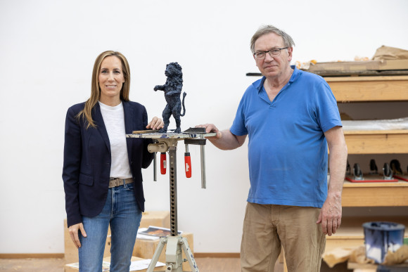 Wallmann im Atelier von Balkenhol