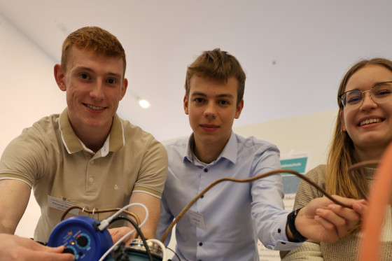 Schüler experimentieren
