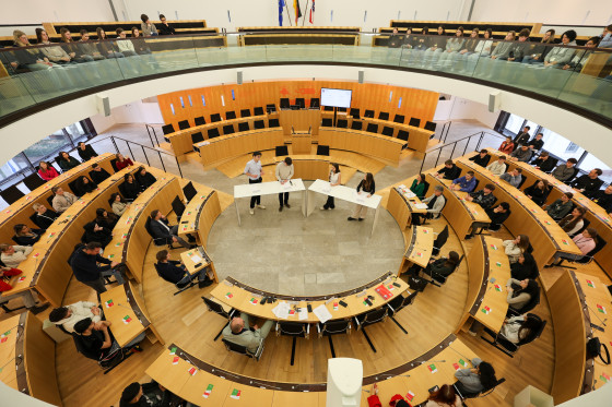 Blick in den Plenarsaal