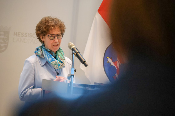 Susanne Biedenkopf-Kürten am Rednerpult