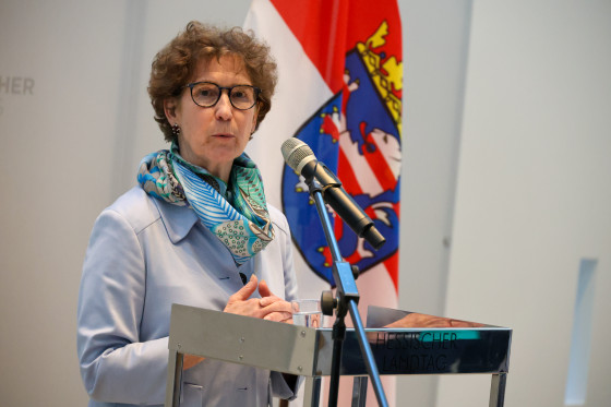 Susanne Biedenkopf-Kürten am Rednerpult