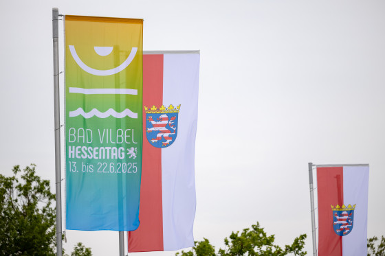 Fahnen Hessentag Bad Vilbel 2025 und Hessen