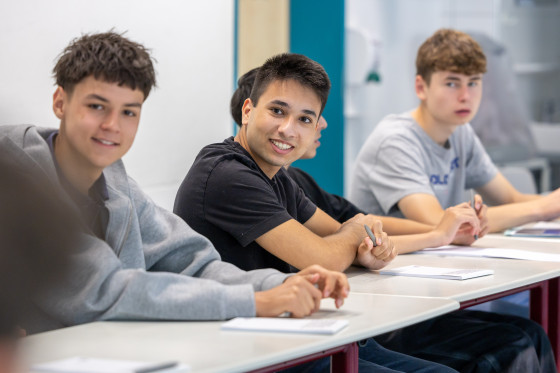 fröhliche Schüler