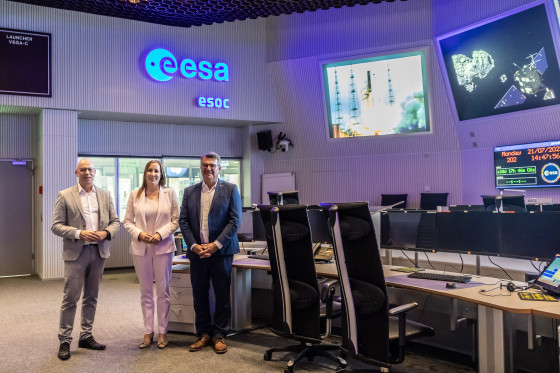 Landtagspräsidentin besucht ESA/ESOC