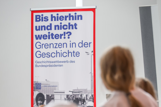 Plakat mit Motto Geschichtswettbewerb