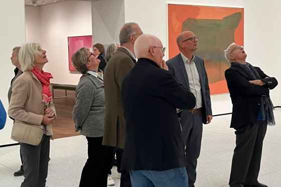 Besucher im Museum