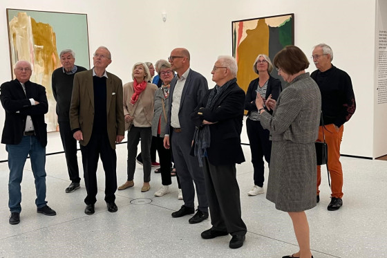 Besucher im Museum