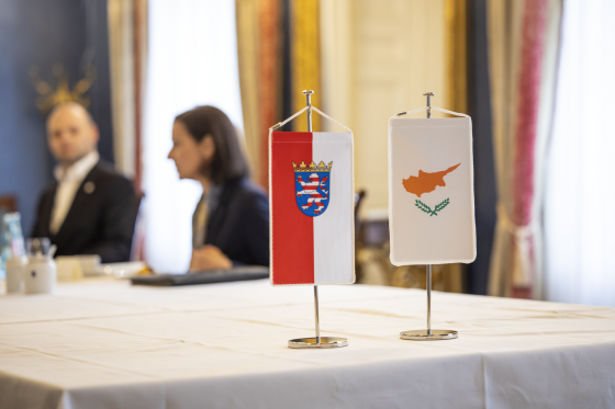 Besuch Botschafterin Republik Zypern Wimpel