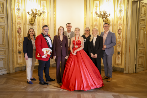 Die Bürstädter Faschingsprinzessin Louisa Wilms zu Gast bei Astrid Wallmann