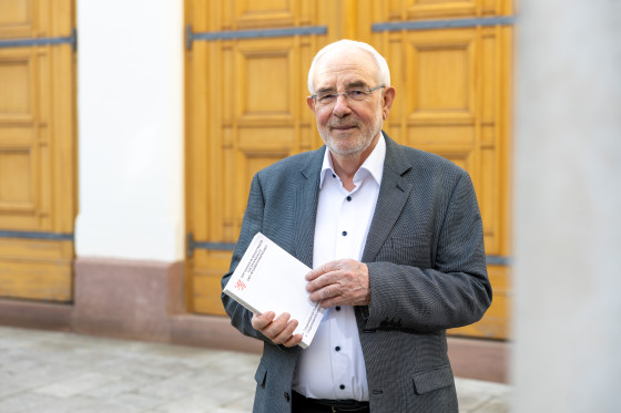 Datenschutzbeauftragter präsentiert den Datenschutzbericht