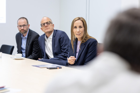 Astrid Wallmann besucht Uniklinik Marburg