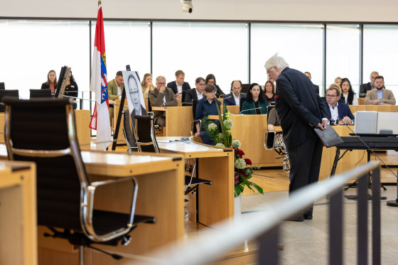 Trauerakt für Norbert Kartmann im Landtag
