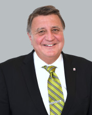 Porträtfoto von Holger Bellino