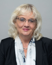 Porträtfoto von Petra Müller-Klepper
